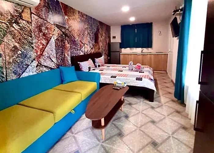 Takamakasky Pensión 4*
